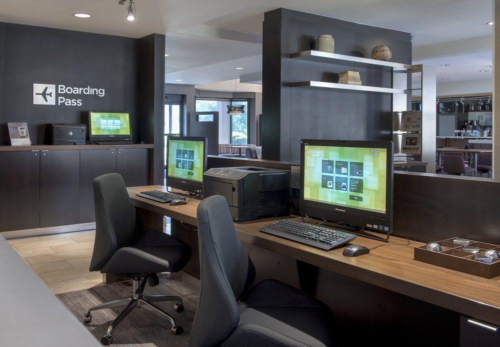 Courtyard By Marriott Rye Hotel Buitenkant foto