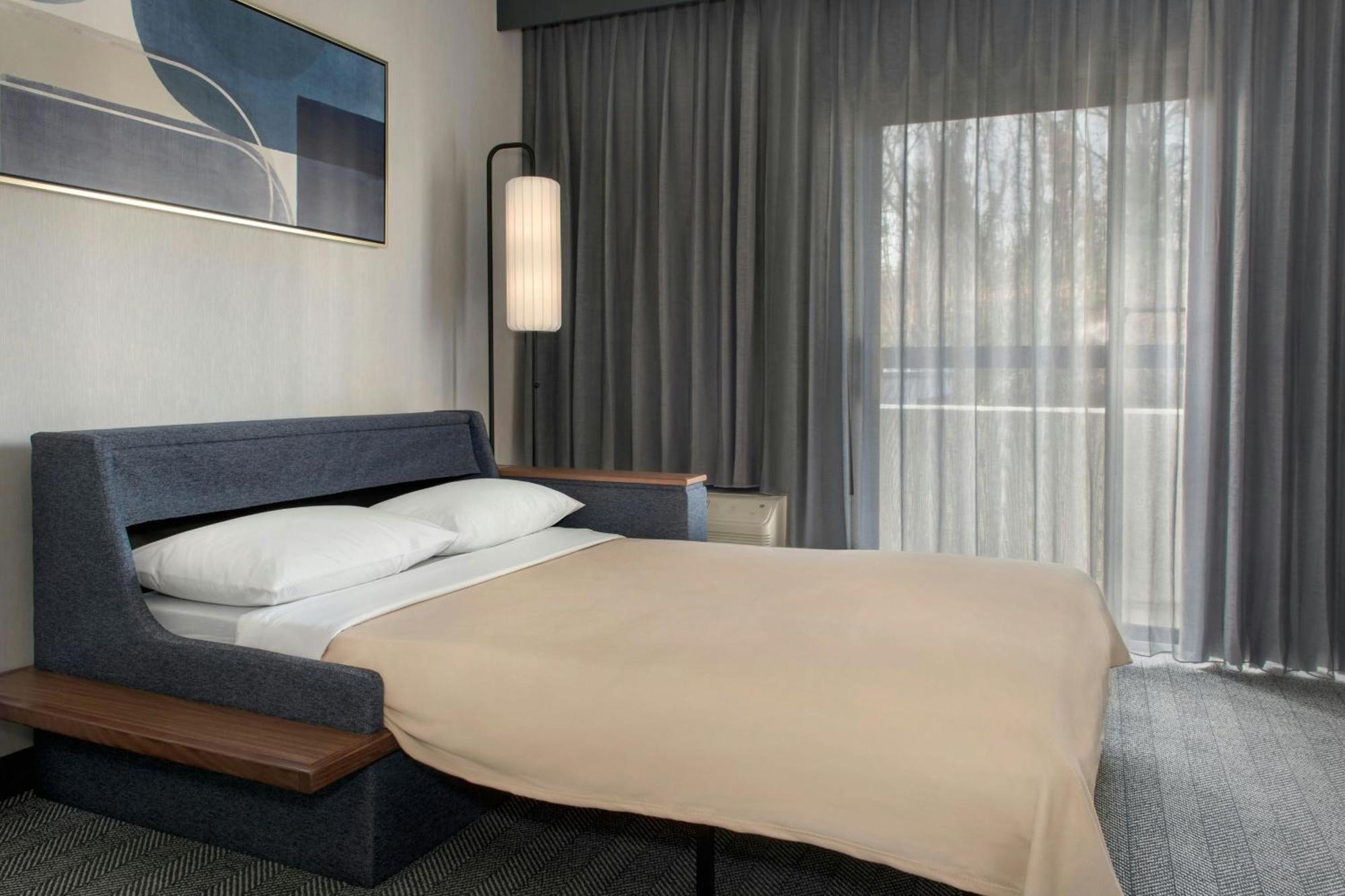 Courtyard By Marriott Rye Hotel Buitenkant foto