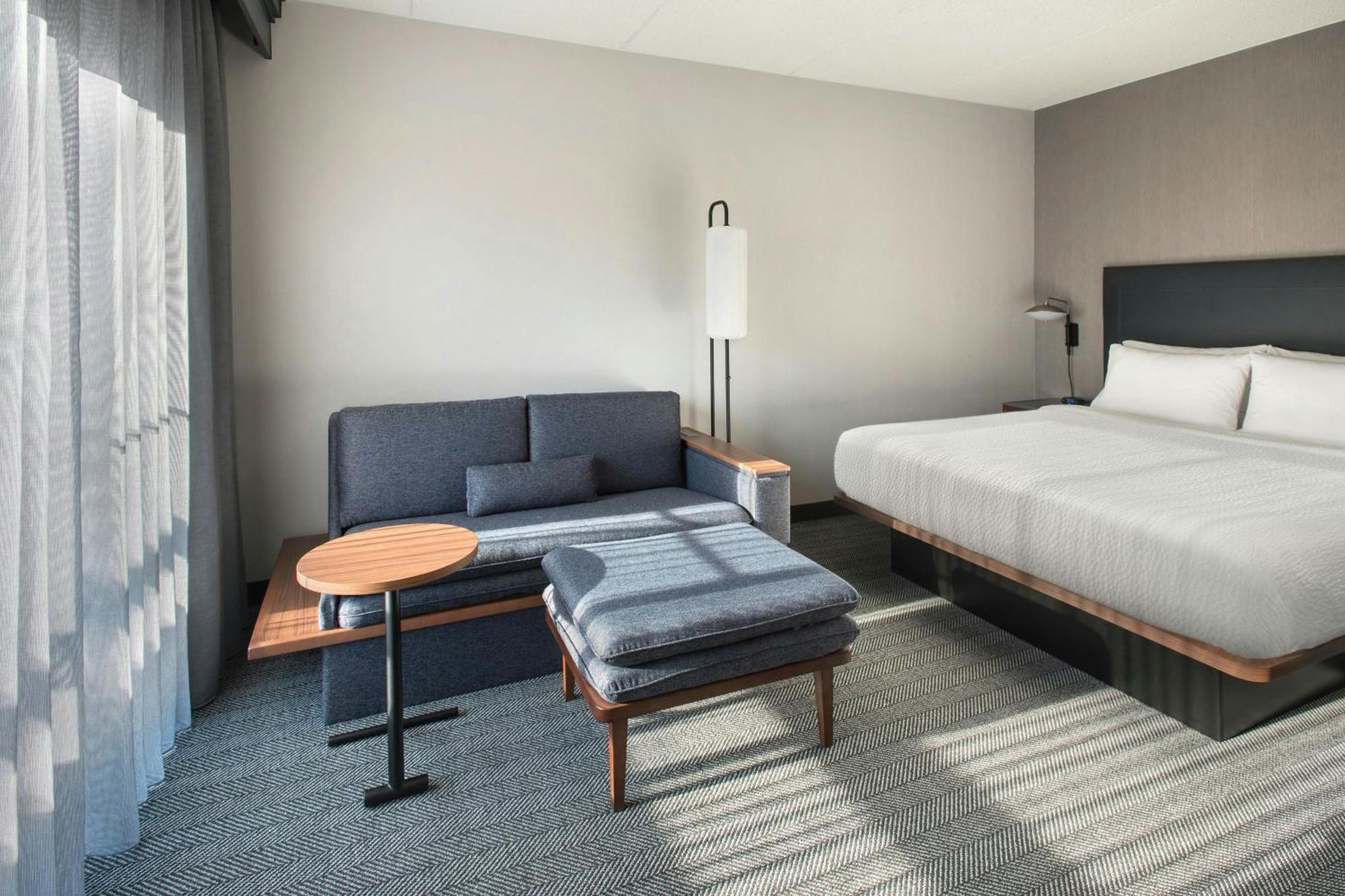 Courtyard By Marriott Rye Hotel Buitenkant foto