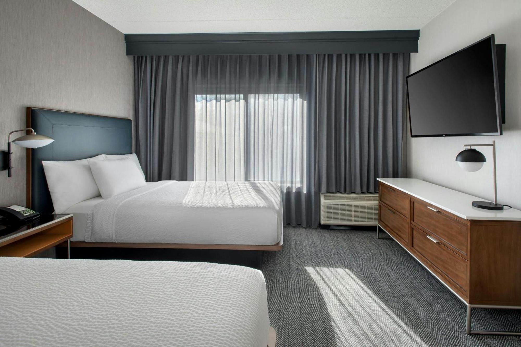 Courtyard By Marriott Rye Hotel Buitenkant foto