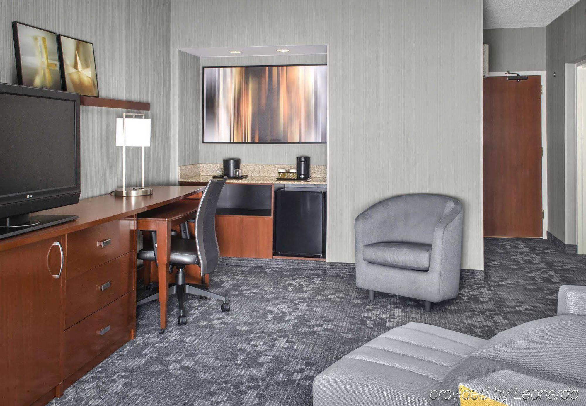 Courtyard By Marriott Rye Hotel Buitenkant foto