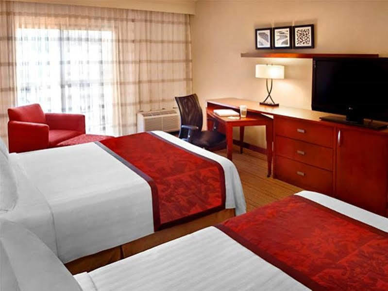 Courtyard By Marriott Rye Hotel Buitenkant foto