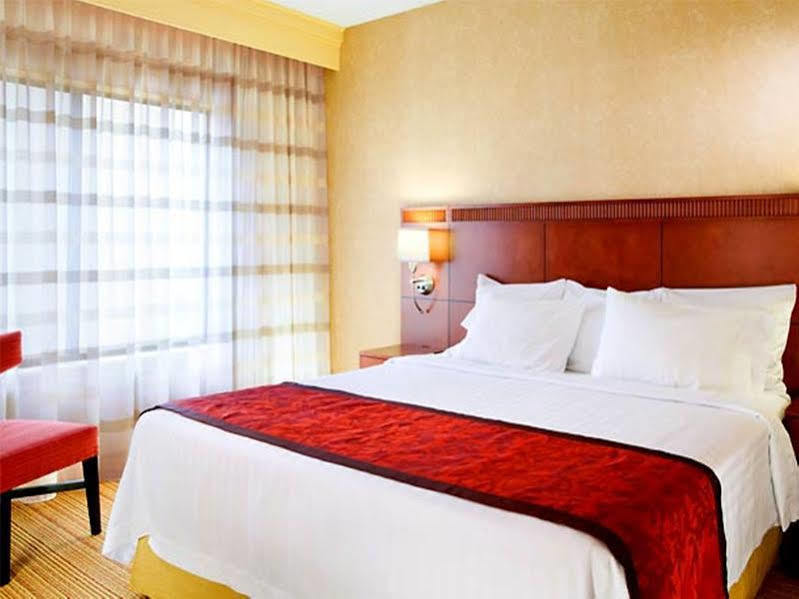 Courtyard By Marriott Rye Hotel Buitenkant foto