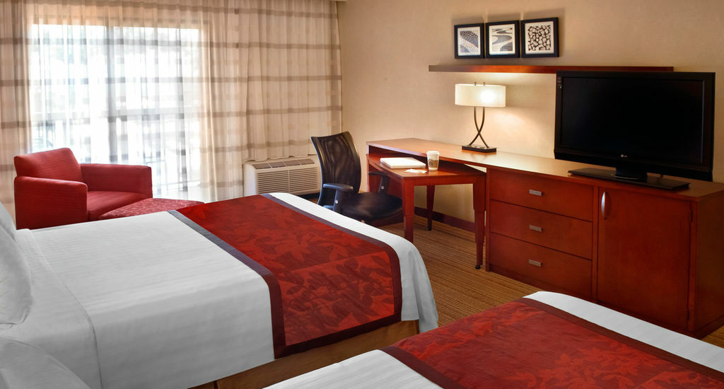Courtyard By Marriott Rye Hotel Buitenkant foto