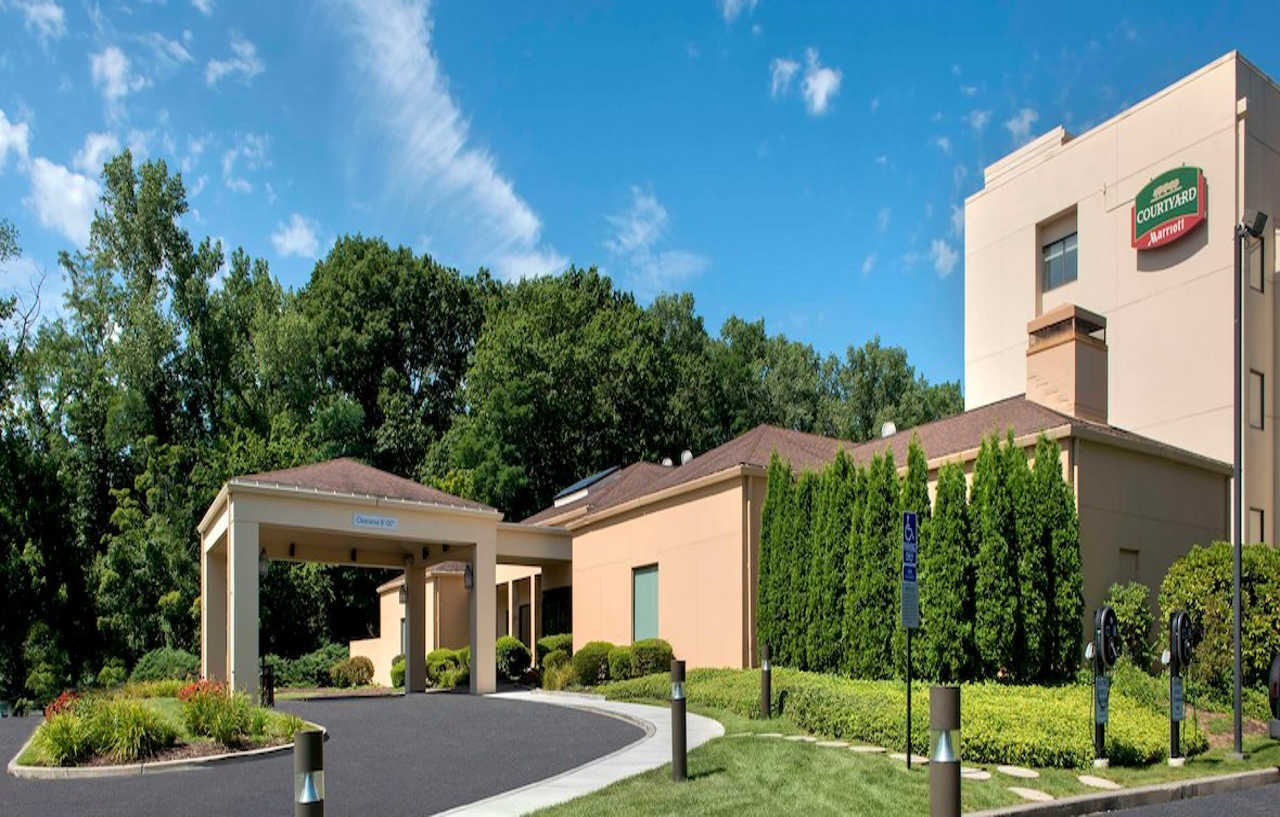 Courtyard By Marriott Rye Hotel Buitenkant foto