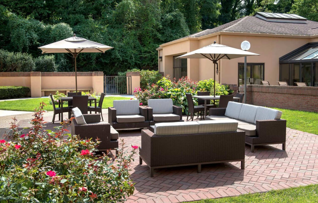 Courtyard By Marriott Rye Hotel Buitenkant foto